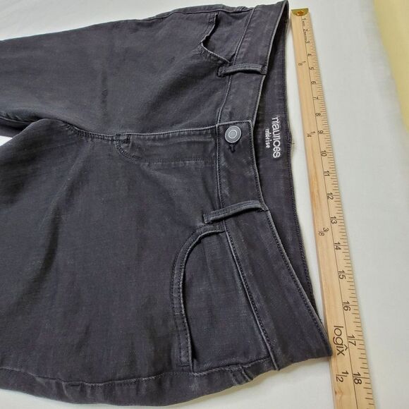 XL REG MAURICES BLACK MID RISE STRETCH 5 POCKET CURVY JEANS - Picture 3 of 10